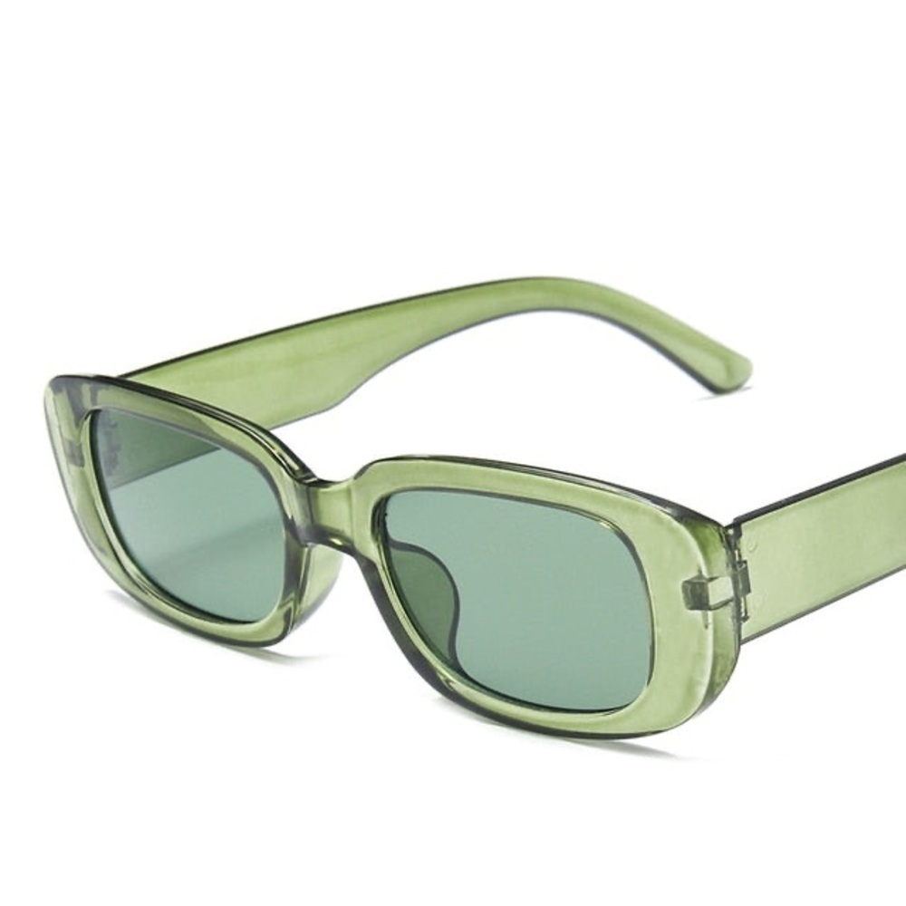 🆕️ Stylish Green Sunglasses  NWOT